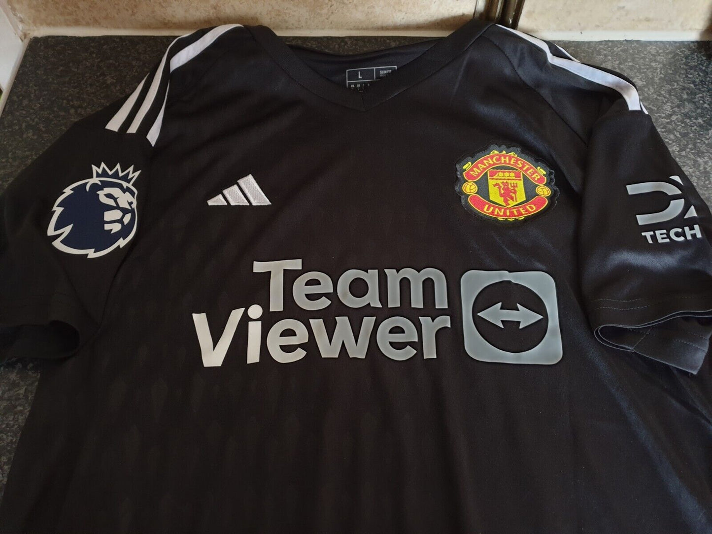 Manchester United 2023/24 Goalkeeper Jersey Shirt # 3 Short Sleeve Shirt